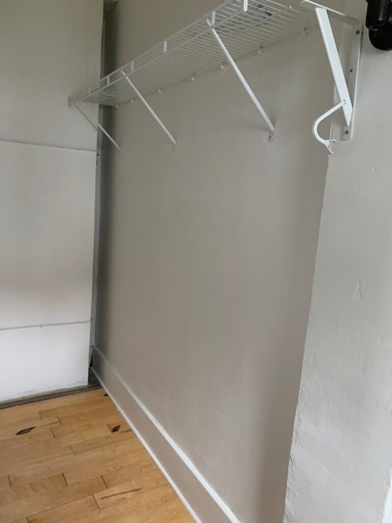 Building Photo - 144 Forest Hill Dr