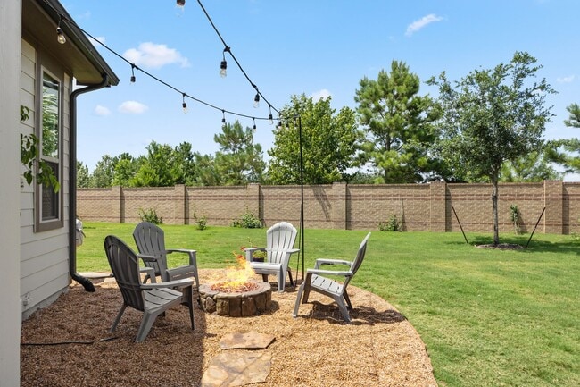 Building Photo - 16239 Rattlesnake Run Trail