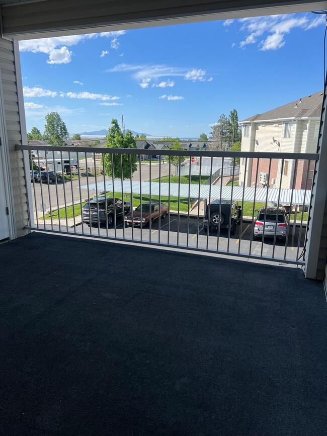 Building Photo - 2 Bedroom Condo in Tooele