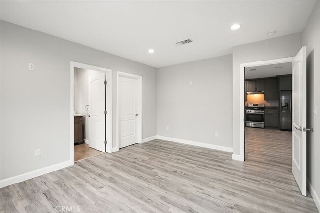 Building Photo - 8225 Ben Ave
