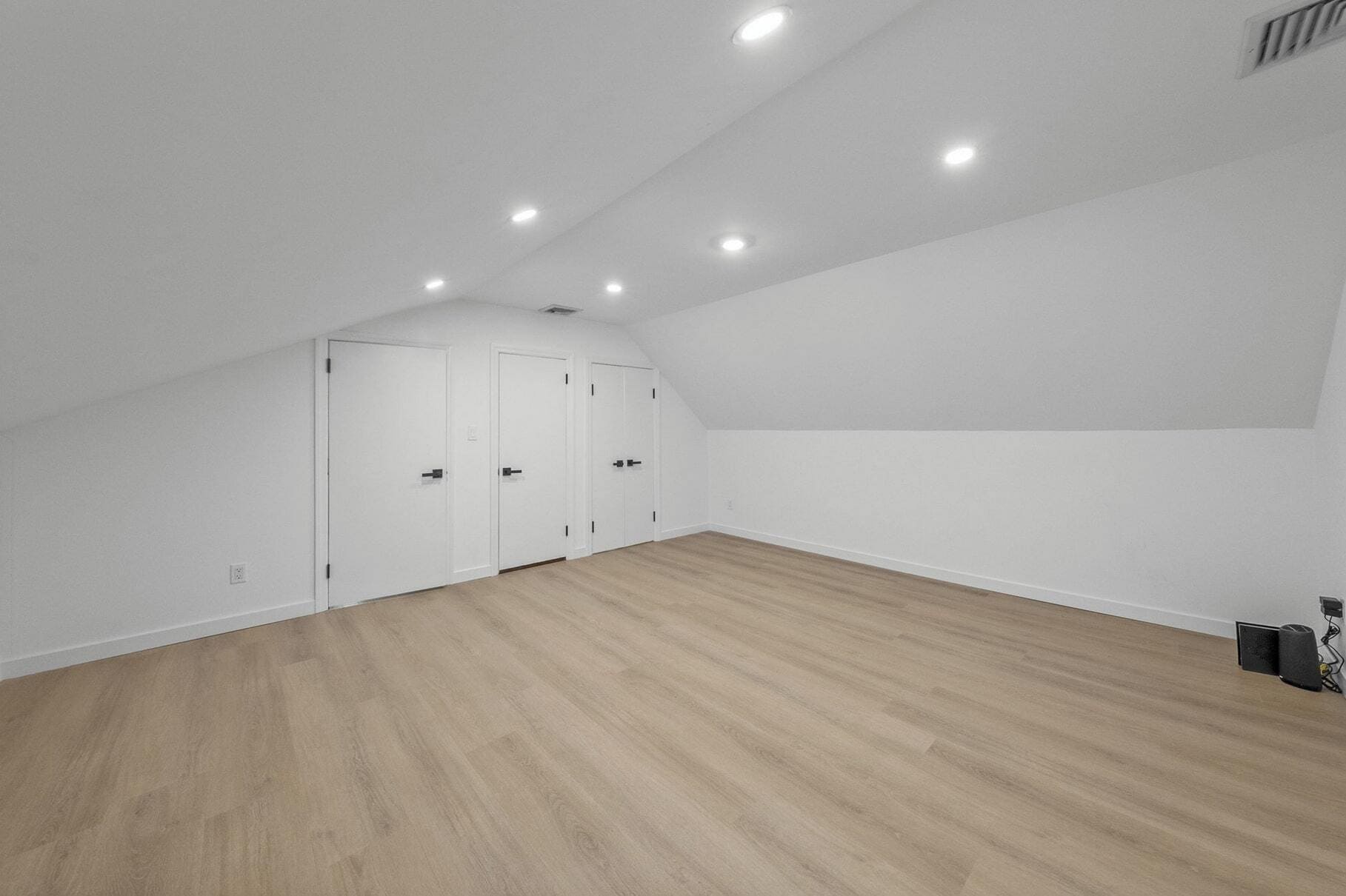 Building Photo - 1148 16th St
