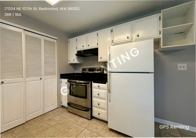 Building Photo - Charming Redmond Rambler in Prime Educatio...