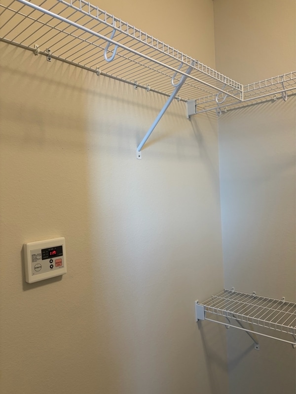 Building Photo - 5081 Bird Nest Trl