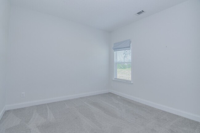 Building Photo - 326 Agape Ln