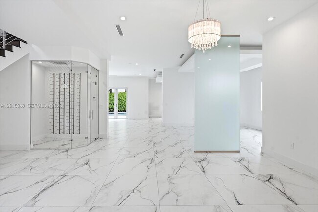 Building Photo - 8221 NW 34th St