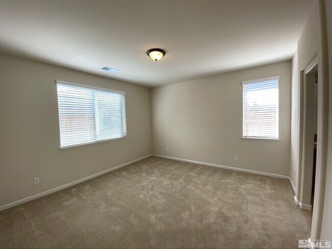Building Photo - 7023 Cinder Village Dr