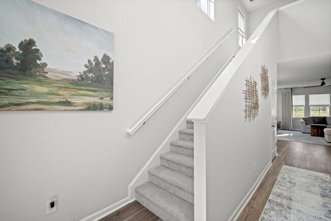 Building Photo - 567 Dreher Dr