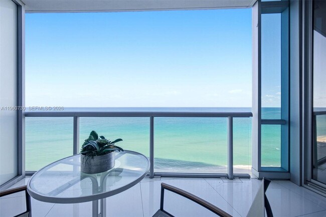 Building Photo - 17121 Collins Ave