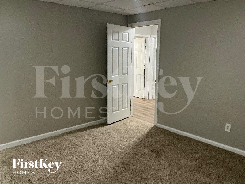 Building Photo - 1303 Post Oak Ct