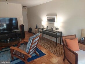 Building Photo - 10208 ROCKVILLE