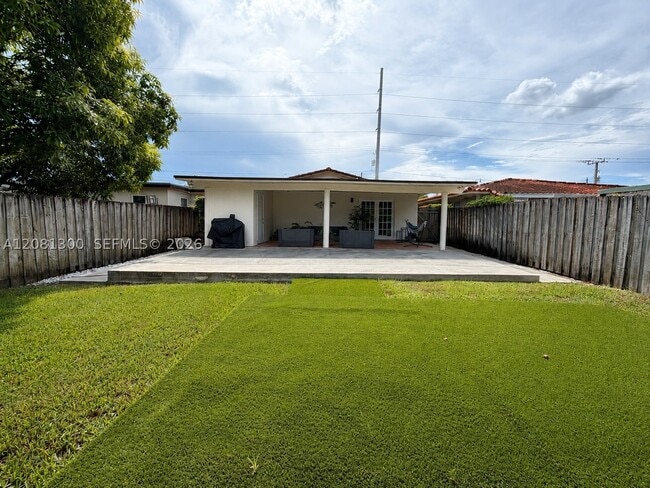 Building Photo - 2245 SW 62nd Ct