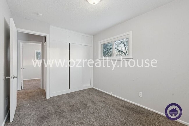 Building Photo - 532 W Capistrano Ave