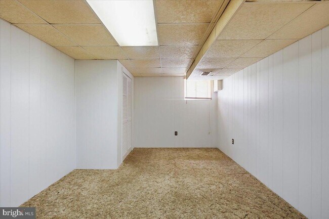 Building Photo - 1447 Knight Ave