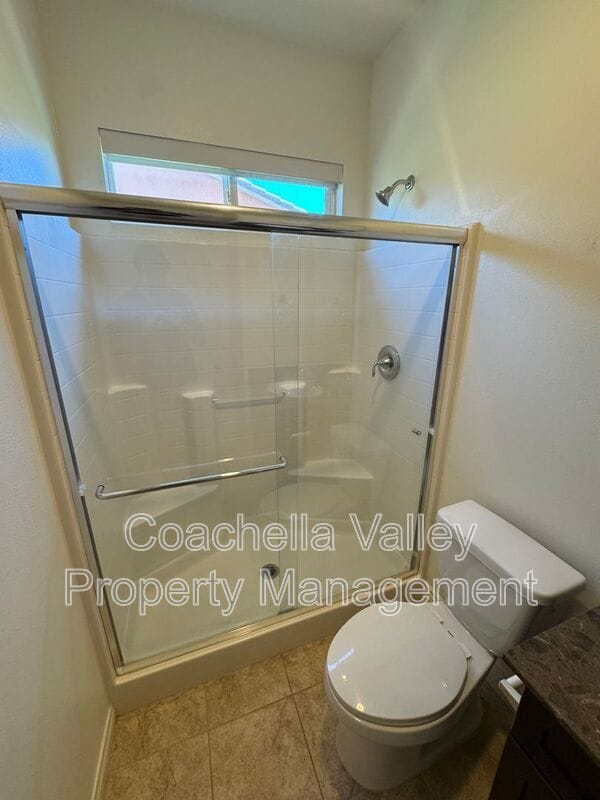 Building Photo - 74049 Kingston Ct W