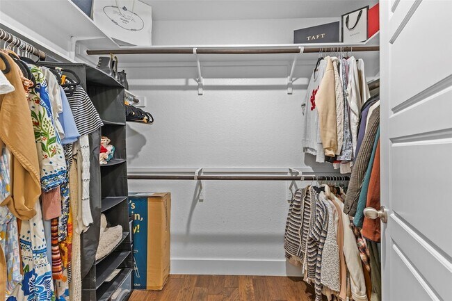 Building Photo - 317 Bridgeford Dr