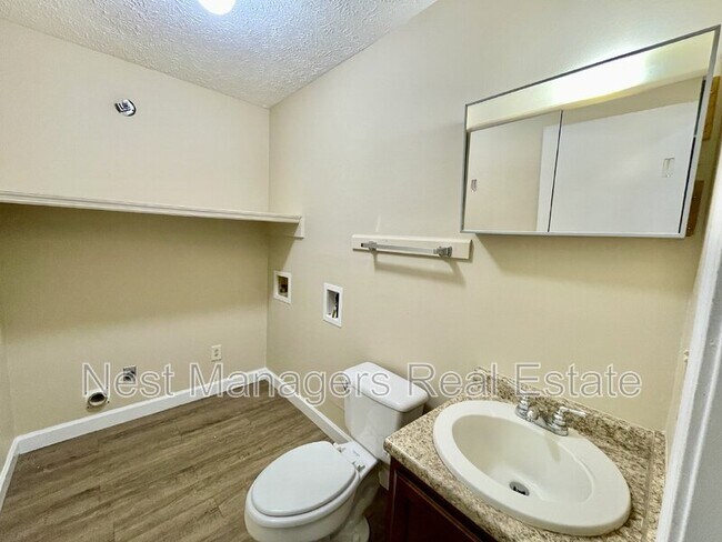 Building Photo - 5846 Aftonshire Dr