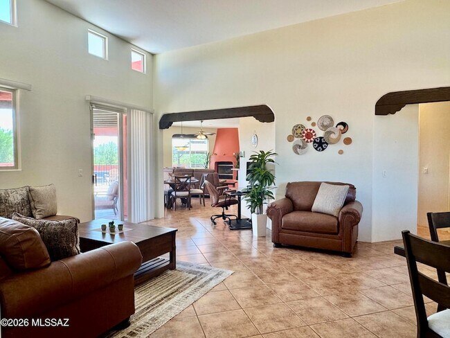 Building Photo - 8029 W Tree Frog Trail