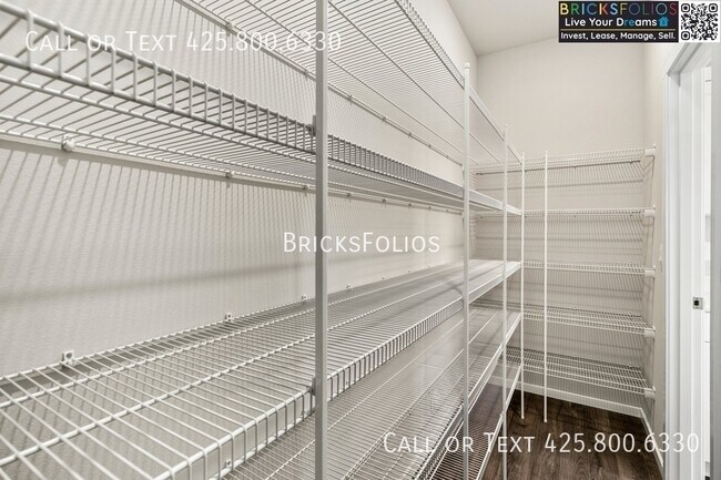 Building Photo - 1342 SW Pendleton Way