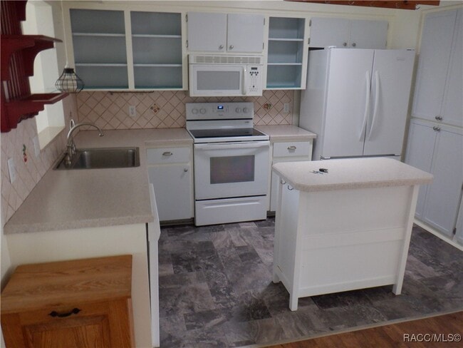Building Photo - 3790 N Honeylocust Dr