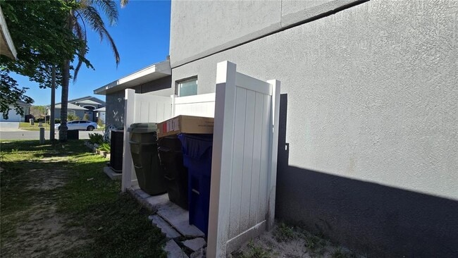 Building Photo - 1851 Wimbledon St