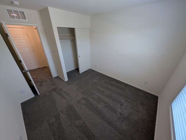 Building Photo - 7377 Joanna Brk St