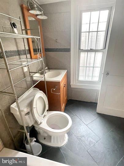 Building Photo - 1344 Ellsworth St