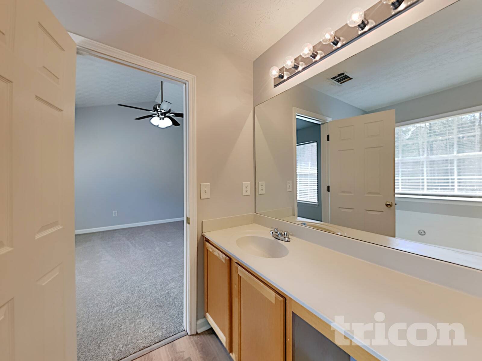 Building Photo - 128 Spring Walk Wy