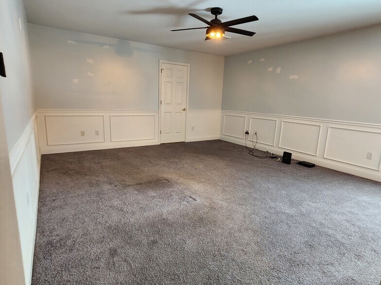 Building Photo - 3500 Bristol Oxford Valley Rd