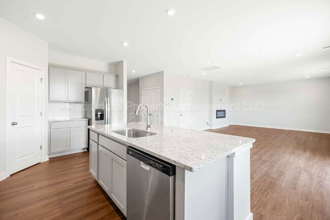 Building Photo - 2160 Blue Sky Mdws Dr