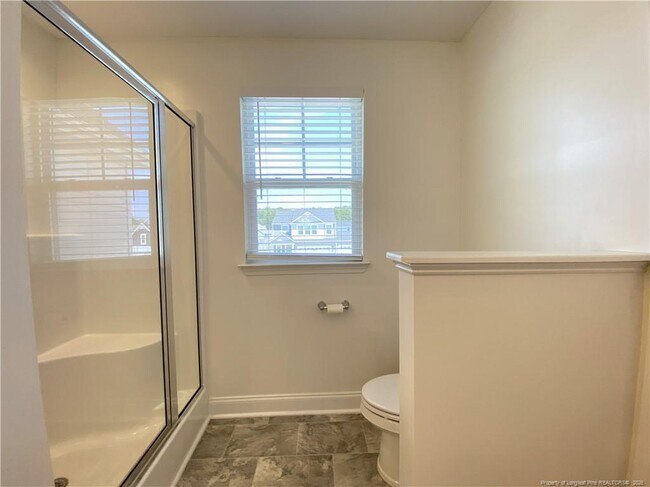 Building Photo - 140 Verdmont Dr