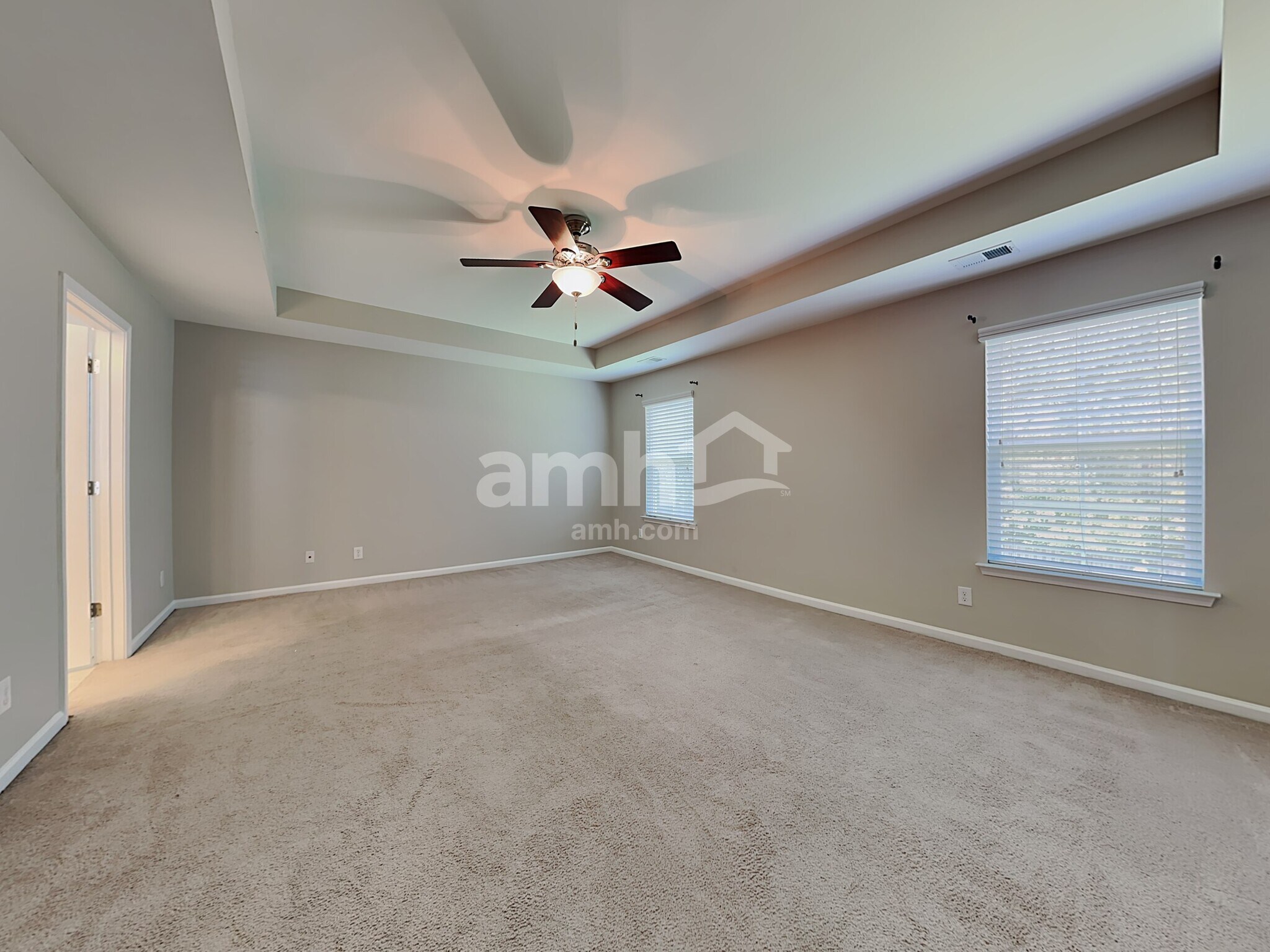 Building Photo - 514 Stonebridge Cir