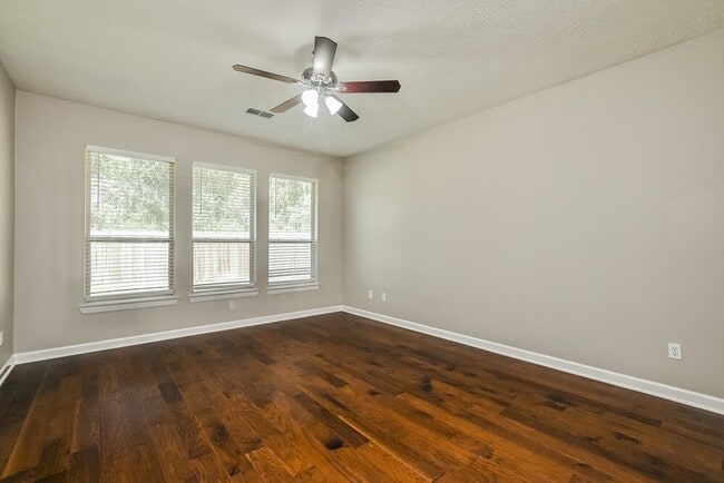 Building Photo - 7411 Quiet River Ln