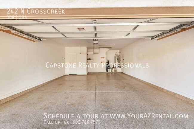 Building Photo - 242 N Crosscreek-