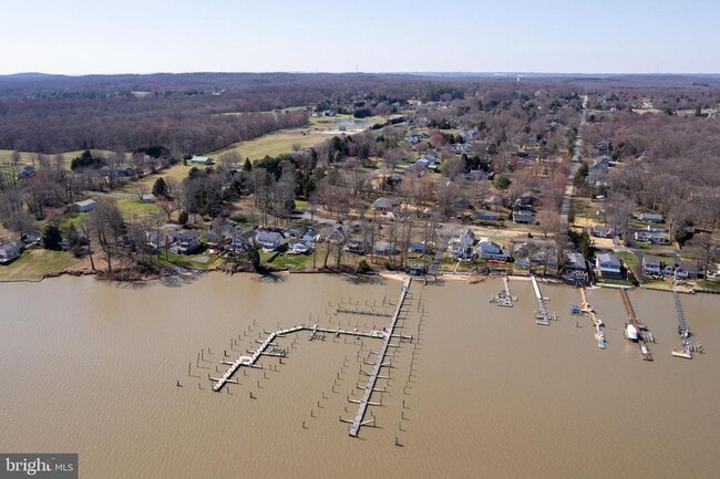 Building Photo - 26 Park Ln