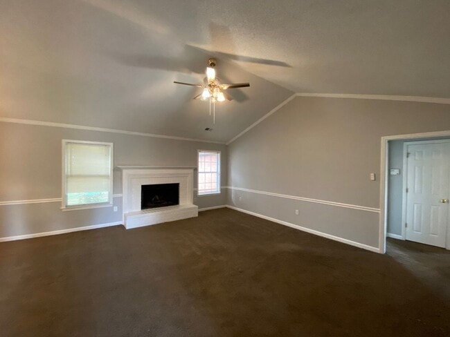 Building Photo - 6890 Water Point Cove E