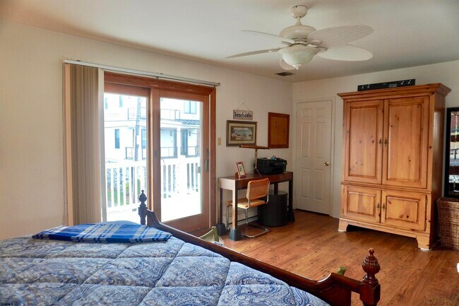 Building Photo - 13 S Haverford Ave