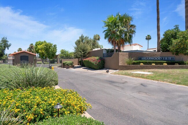 Building Photo - 7308 E Berridge Ln