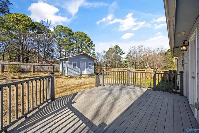 Building Photo - 107 Beaver Run Dr