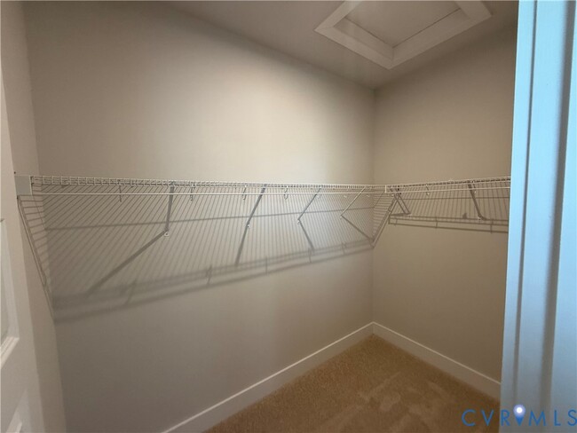 Building Photo - 10137 Blue Wing Ln