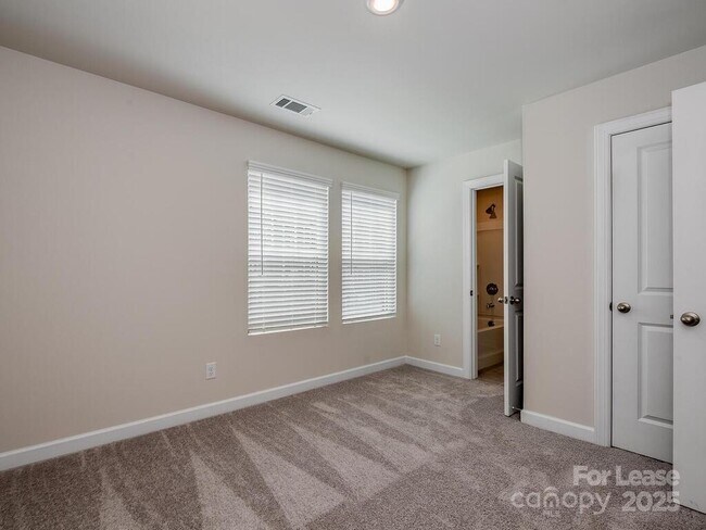 Building Photo - 3506 Auburn Curb Rd