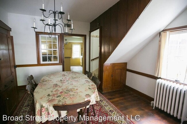 Building Photo - 3 br, 2 bath House - 66 E Main Street