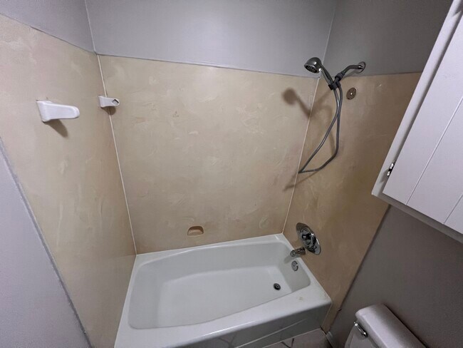 Bathroom - 201 Woodale Dr
