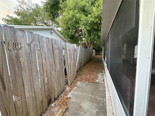 Building Photo - 4421 Gandy Cir