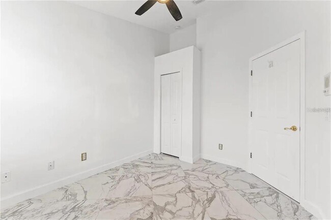 Building Photo - 1437 Harbour Walk Rd