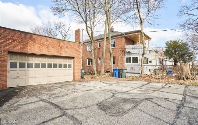 Building Photo - 14330 Lakewood Heights Blvd