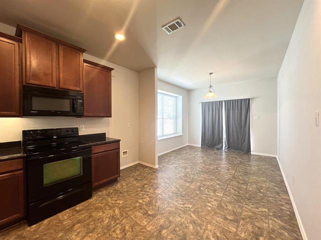 Building Photo - 937 Appalachian Ln