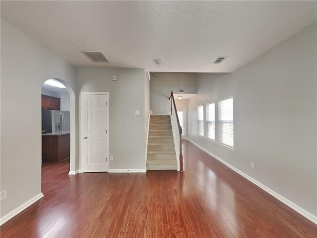 Building Photo - 2157 Capella Cir SW