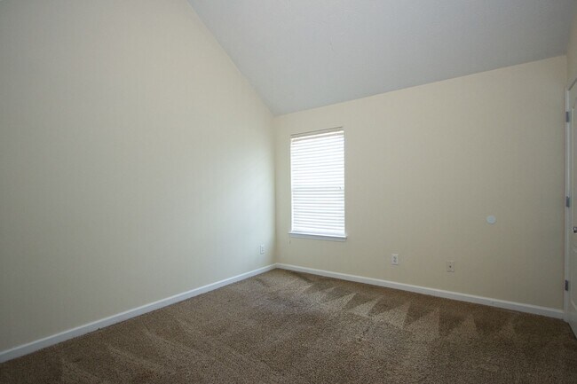 Building Photo - Available Now! – Beautiful 4-Bedroom Home in Loganville, GA!