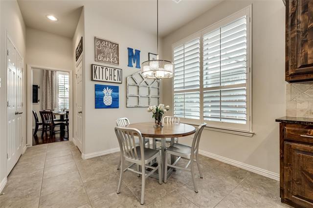 Building Photo - 1014 Somerset Cir
