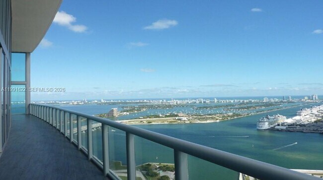 Building Photo - 888 Biscayne Blvd